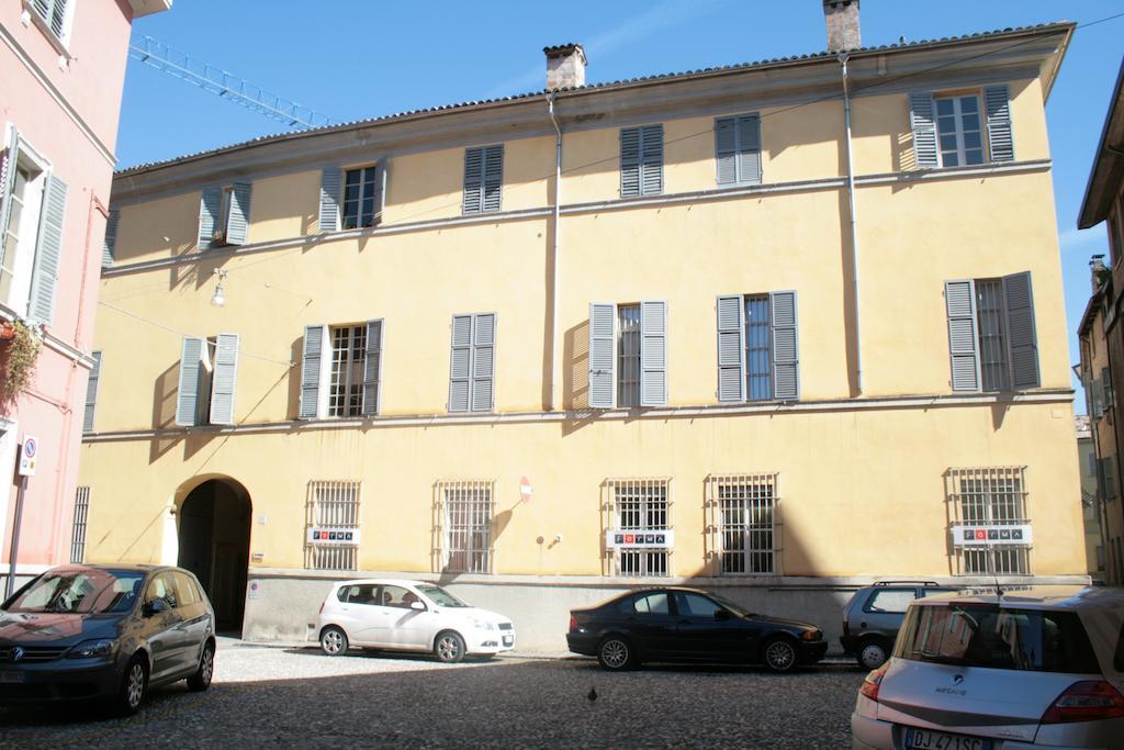 Luigi In Palazzo Bianchi Hotell Parma Rum bild
